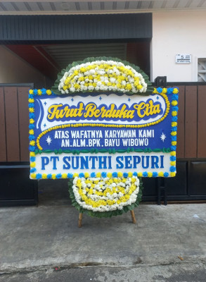 Papan Bunga Duka di Utan Panjang